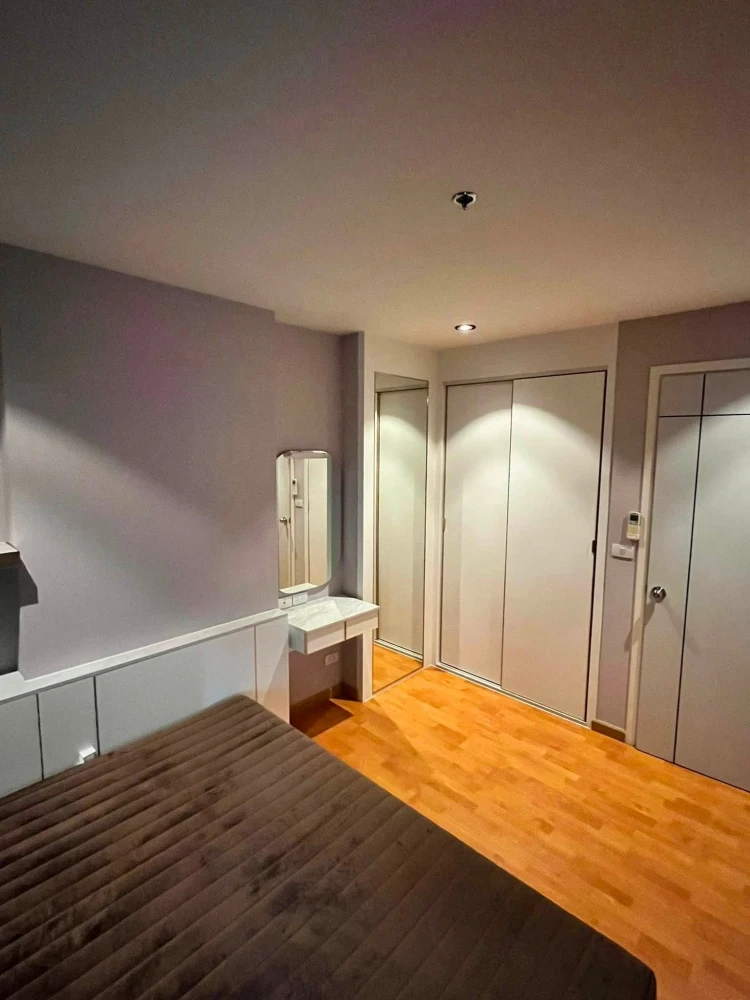 For rent: The President Sathorn–Ratchaphruek 3. Spacious rooms with ample living space and complete amenities. Book now!