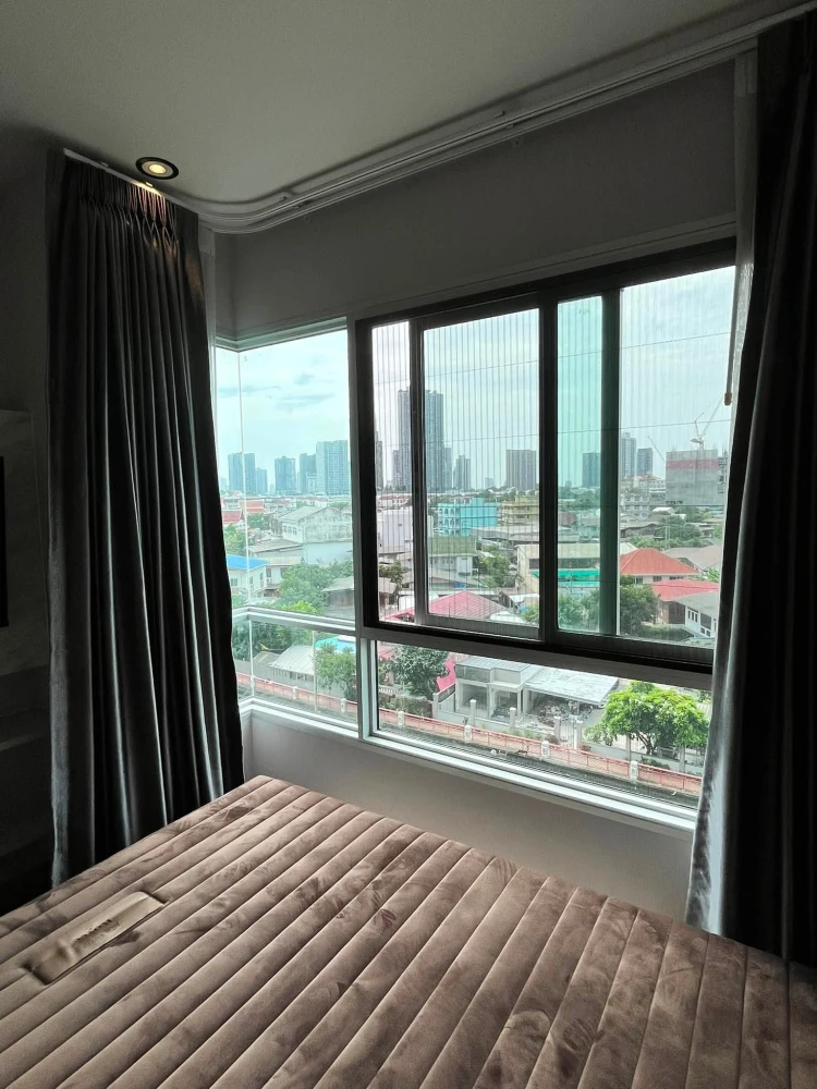 For rent: The President Sathorn–Ratchaphruek 3. Spacious rooms with ample living space and complete amenities. Book now!