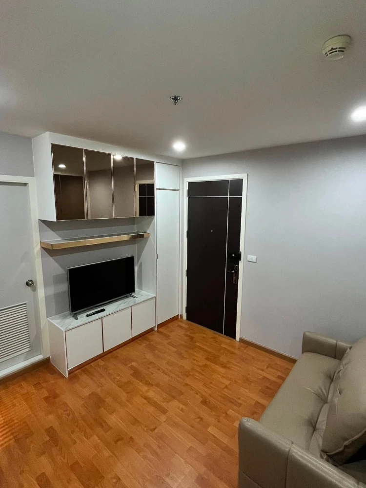 For rent: The President Sathorn–Ratchaphruek 3. Spacious rooms with ample living space and complete amenities. Book now!