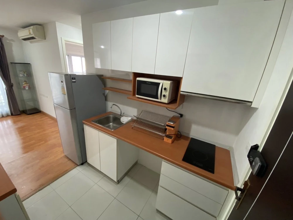 For rent: The President Sathorn-Ratchapruek 2, spacious rooms, lots of usable space, great price, hurry and reserve now!