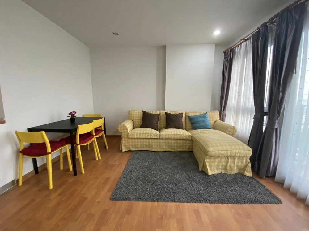 For rent: The President Sathorn-Ratchapruek 2, spacious rooms, lots of usable space, great price, hurry and reserve now!