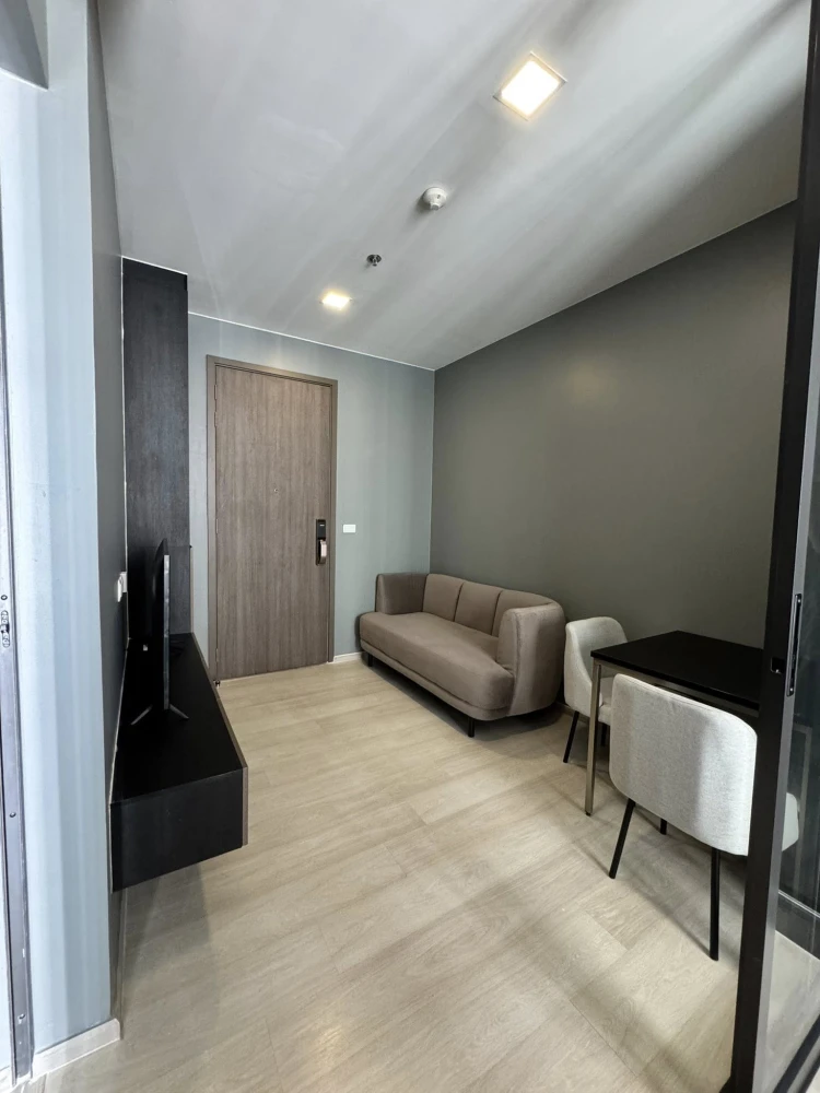 For rent: The Privacy Jatujak, 1 bedroom, 1 bathroom. Fully furnished and equipped with appliances. Don't miss this great opportunity!
