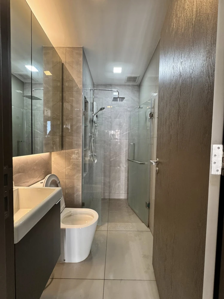 For rent: The Privacy Jatujak, 1 bedroom, 1 bathroom. Fully furnished and equipped with appliances. Don't miss this great opportunity!