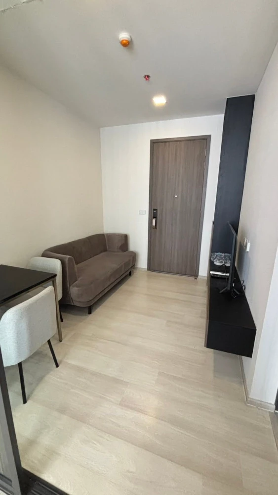For rent: The Privacy Jatujak, 1 bedroom, fully furnished, beautiful high-floor view, unblocked. Just bring your suitcase and move in!