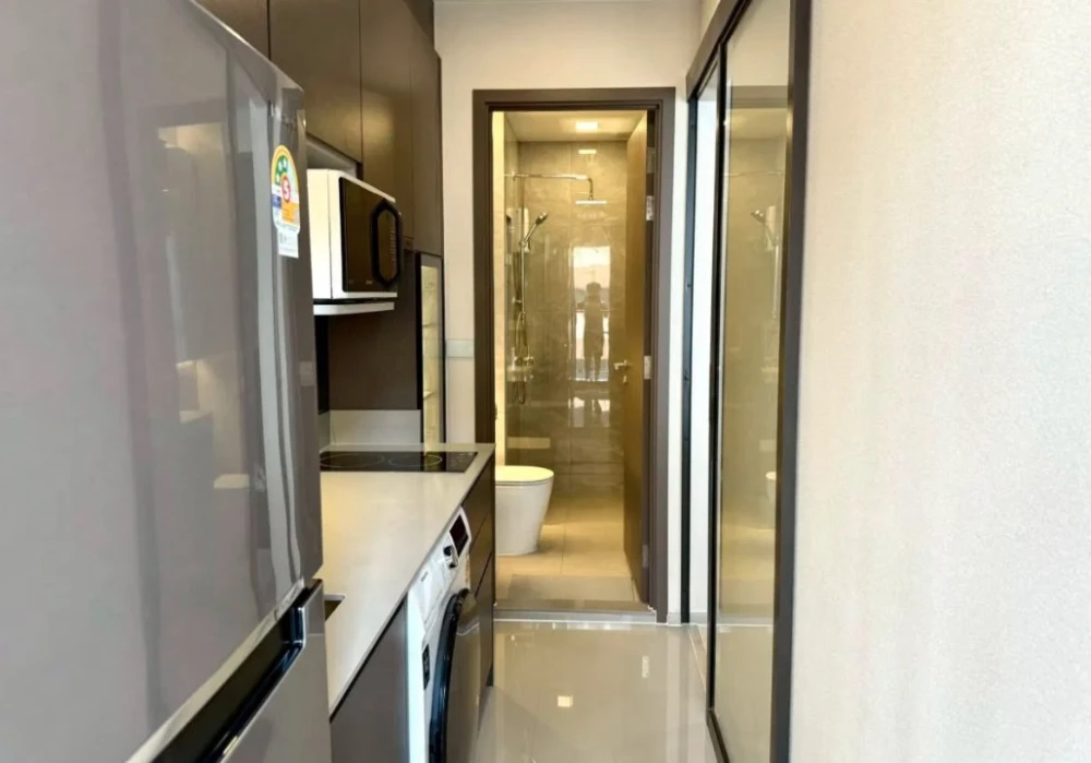 For rent: The Privacy Jatujak, excellent location, fully equipped with amenities. First come, first served.