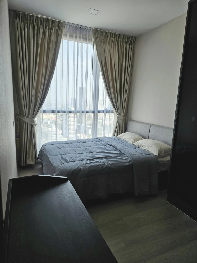 For rent: The Privacy Jatujak, ready to move in, fully furnished, beautiful room, high view, convenient transportation, meets all needs, book now.