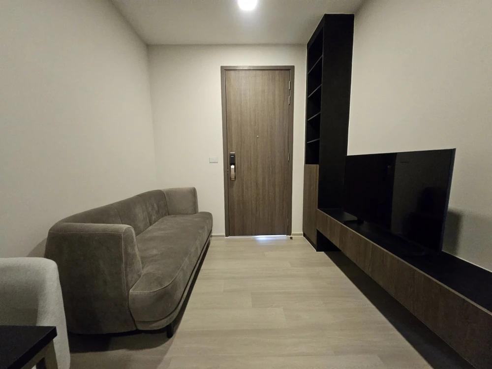 For rent: The Privacy Jatujak, ready to move in, fully furnished, beautiful room, high view, convenient transportation, meets all needs, book now.
