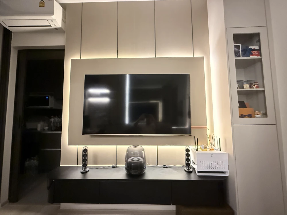 For rent: The Privacy Jatujak. Nice unit, high floor, fully furnished, complete amenities. Book now!+++
