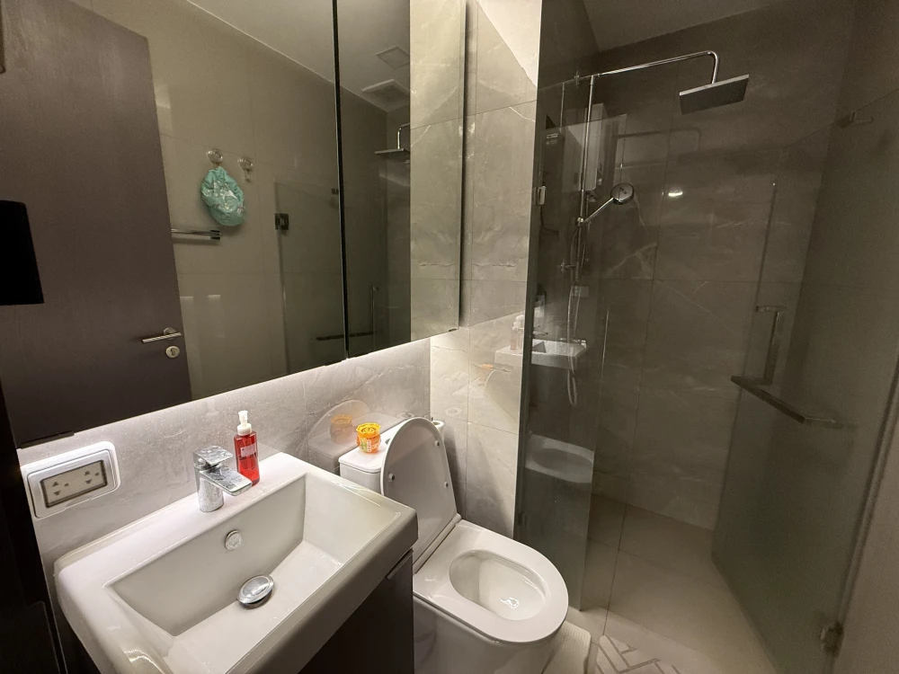 For rent: The Privacy Jatujak. Nice unit, high floor, fully furnished, complete amenities. Book now!+++