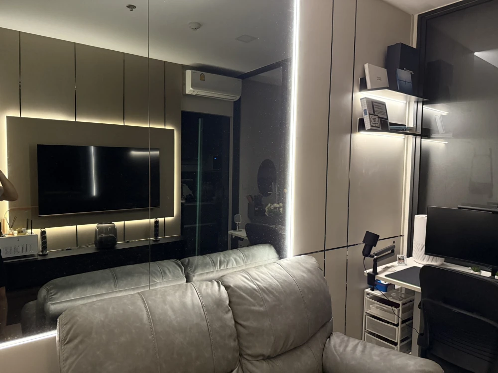 For rent: The Privacy Jatujak. Nice unit, high floor, fully furnished, complete amenities. Book now!+++