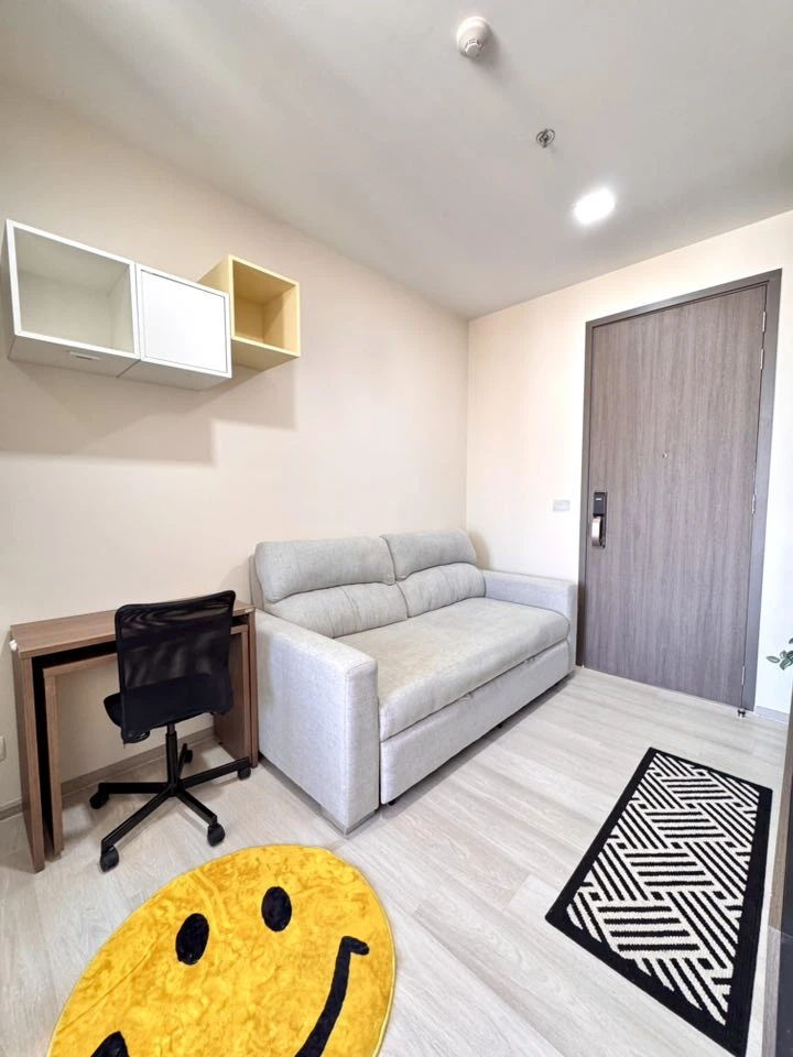 For rent: The Privacy Jatujak, a lovely room with a beautiful city view, high ceilings, airy, good location, fully furnished, reserve now!