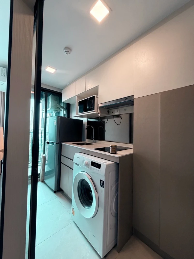 For rent: The Privacy S101, 6th floor, fully furnished. Book now!