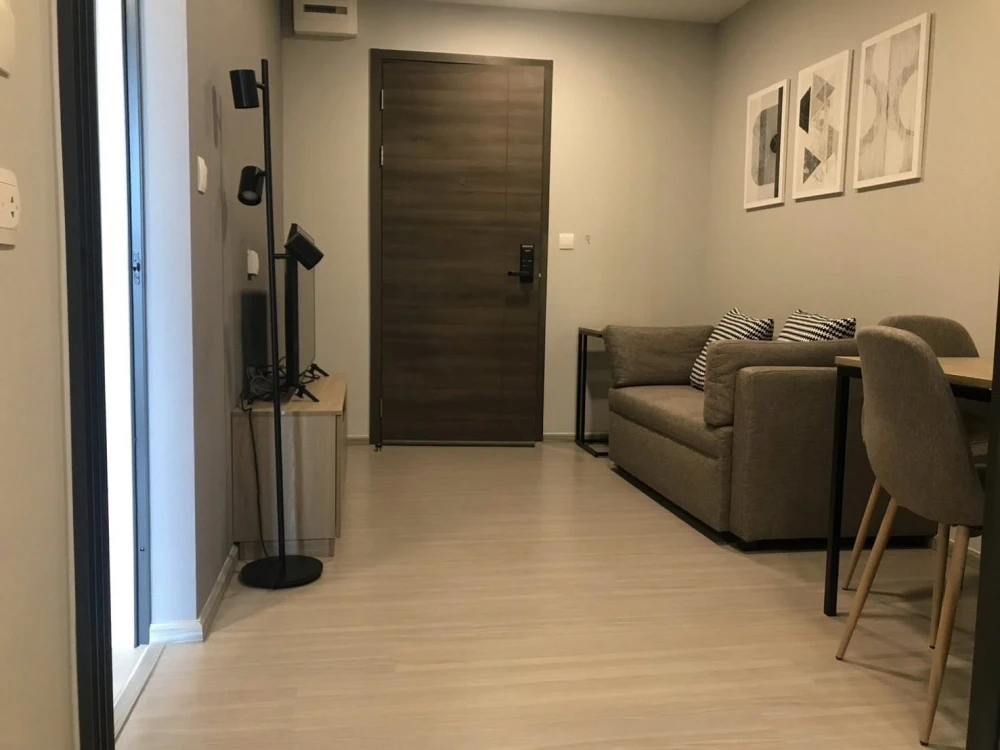 For rent: The Privacy S101, ready to move in, fully furnished + complete electrical appliances. Reserve now before it's too late++