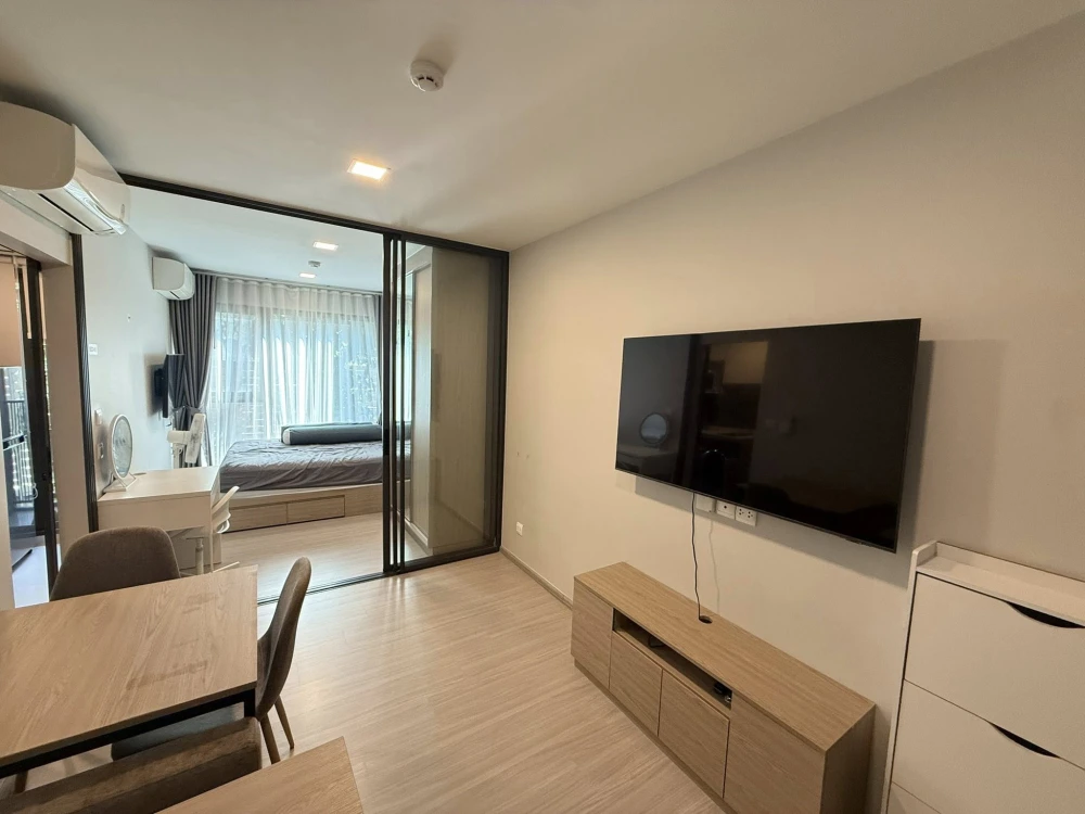 For rent: The Privacy Sukhumvit 101. Ready to move in, fully furnished, corner unit with tree view and fenced access. Don't miss out on this great dea