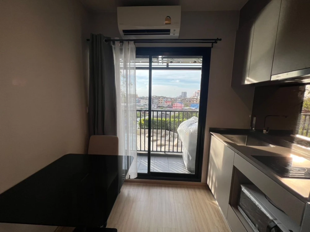 For rent: The Privacy Thaphra Interchang, 5th floor, swimming pool view, fully furnished room, ready to move in, book now