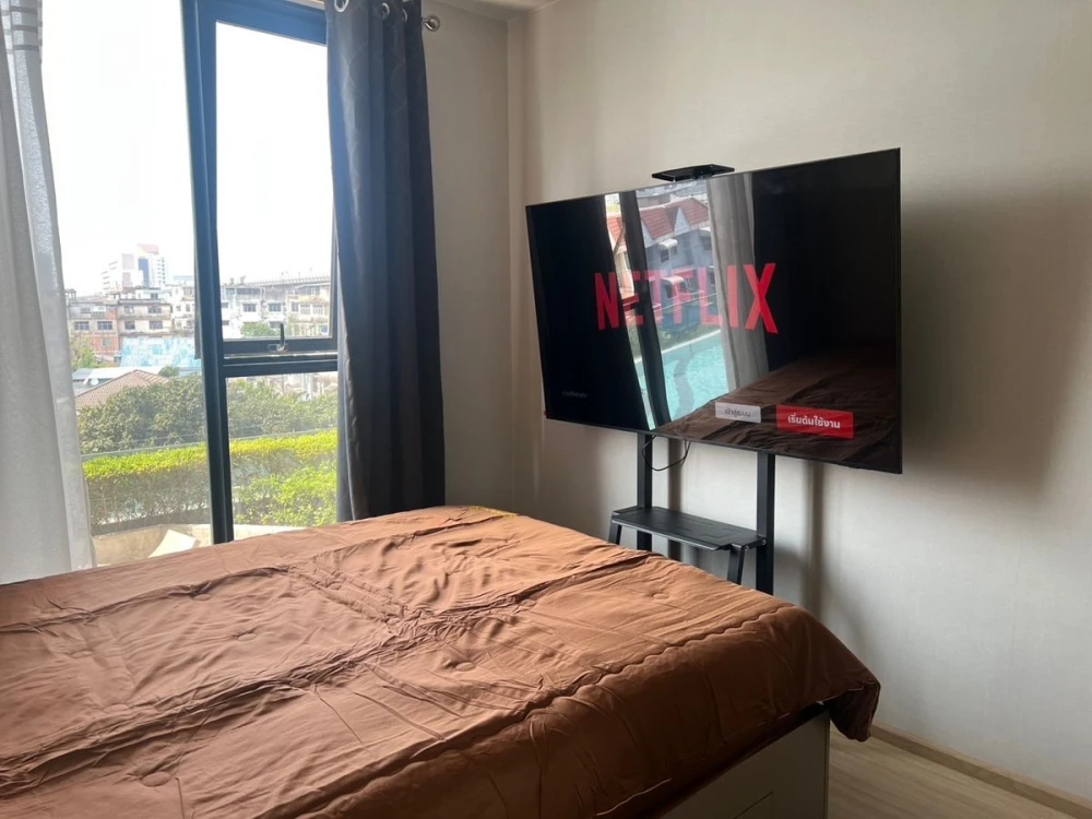 For rent: The Privacy Thaphra Interchang, 5th floor, swimming pool view, fully furnished room, ready to move in, book now