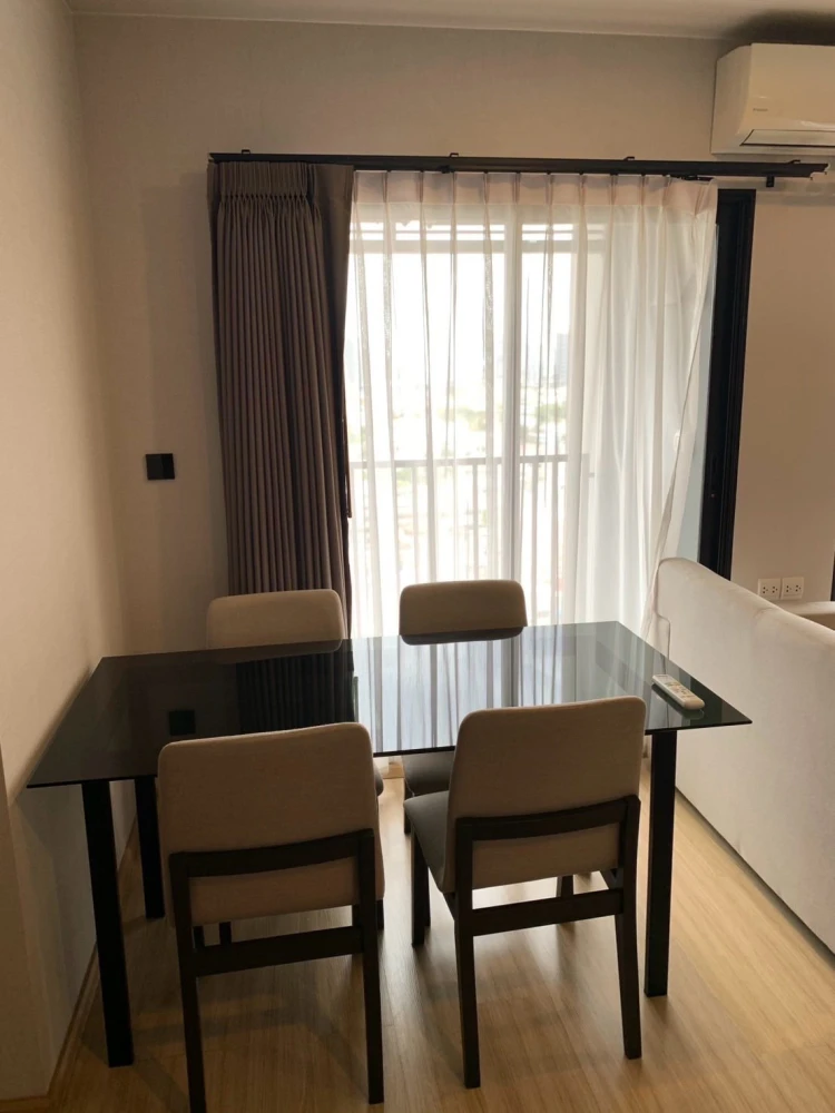 For rent: The Privacy Thaphra Interchang, spacious room with plenty of usable space, comes with complete facilities. Don't miss it!