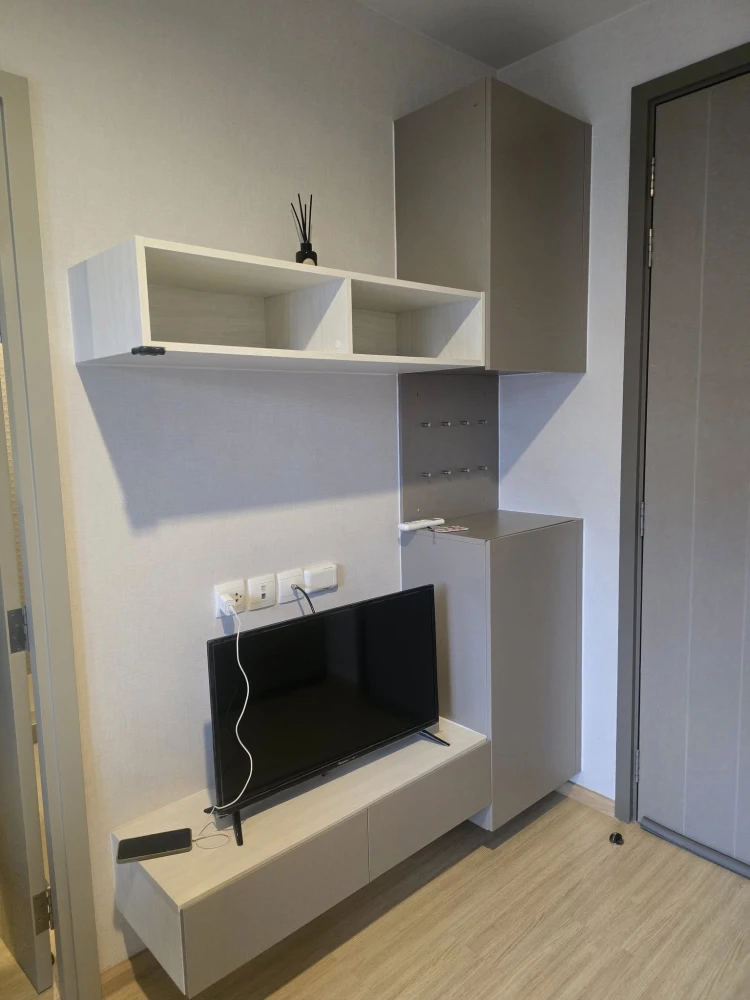 For rent: The Privacy Thaphra Interchange, comes with furniture + full electrical appliances, move in now, don't hesitate.