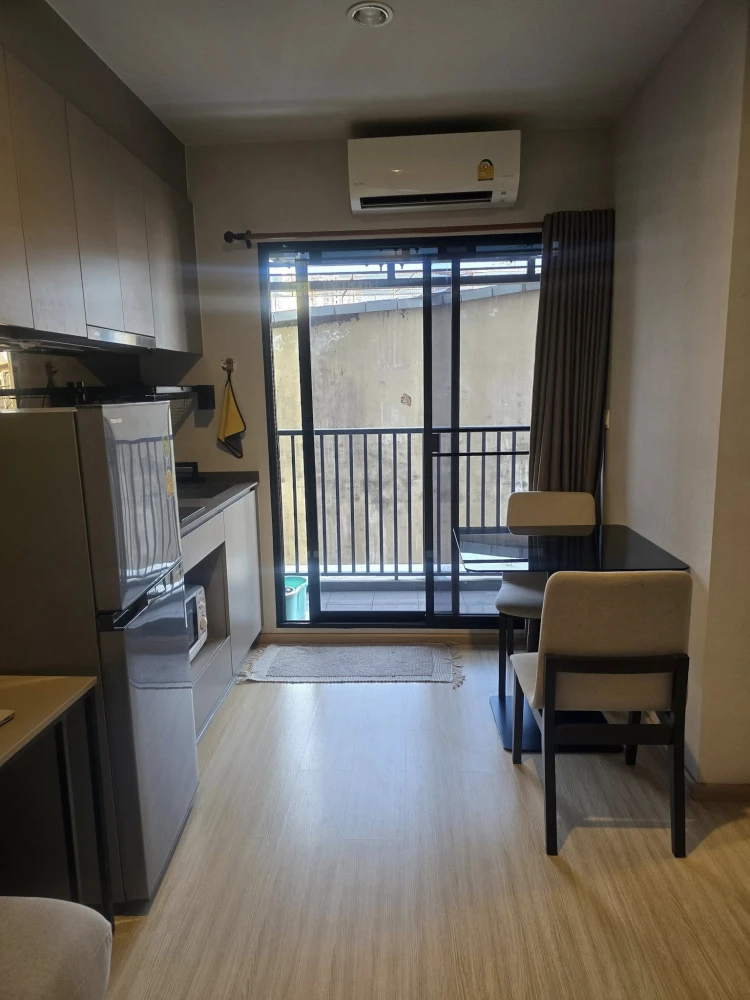 For rent: The Privacy Thaphra Interchange, comes with furniture + full electrical appliances, move in now, don't hesitate.