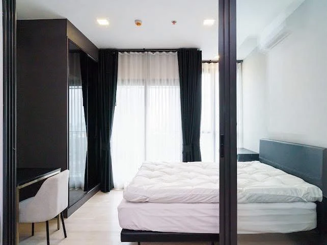 For rent: The Privacy Chatuchak, ready to move in, corner room, Chatuchak Park view, high floor, great deal, hurry and reserve now!!!