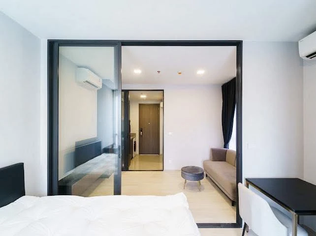 For rent: The Privacy Chatuchak, ready to move in, corner room, Chatuchak Park view, high floor, great deal, hurry and reserve now!!!