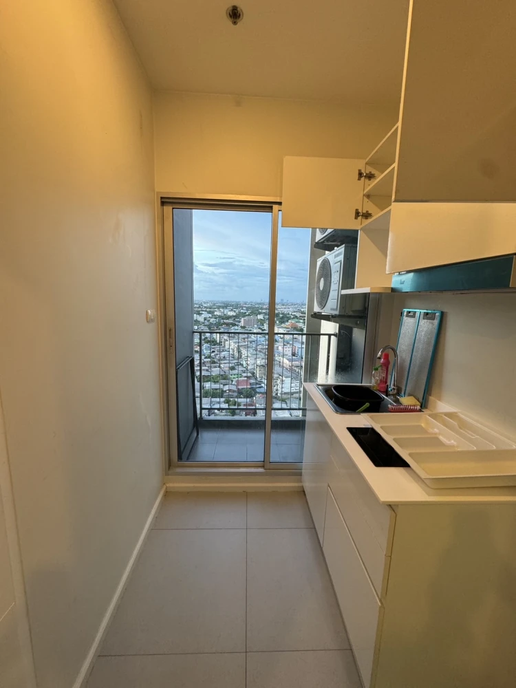 For rent: The Prodigy Phetkasem 62, 22nd floor, good view, fully furnished, book now.