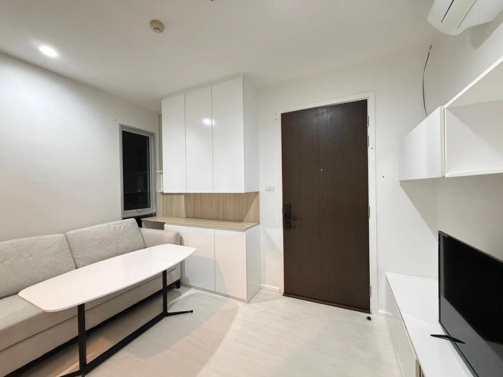 For rent: The Prodigy Phetkasem 62, 22nd floor, fully furnished, ready to move in. Interested? Reserve now! Urgent!