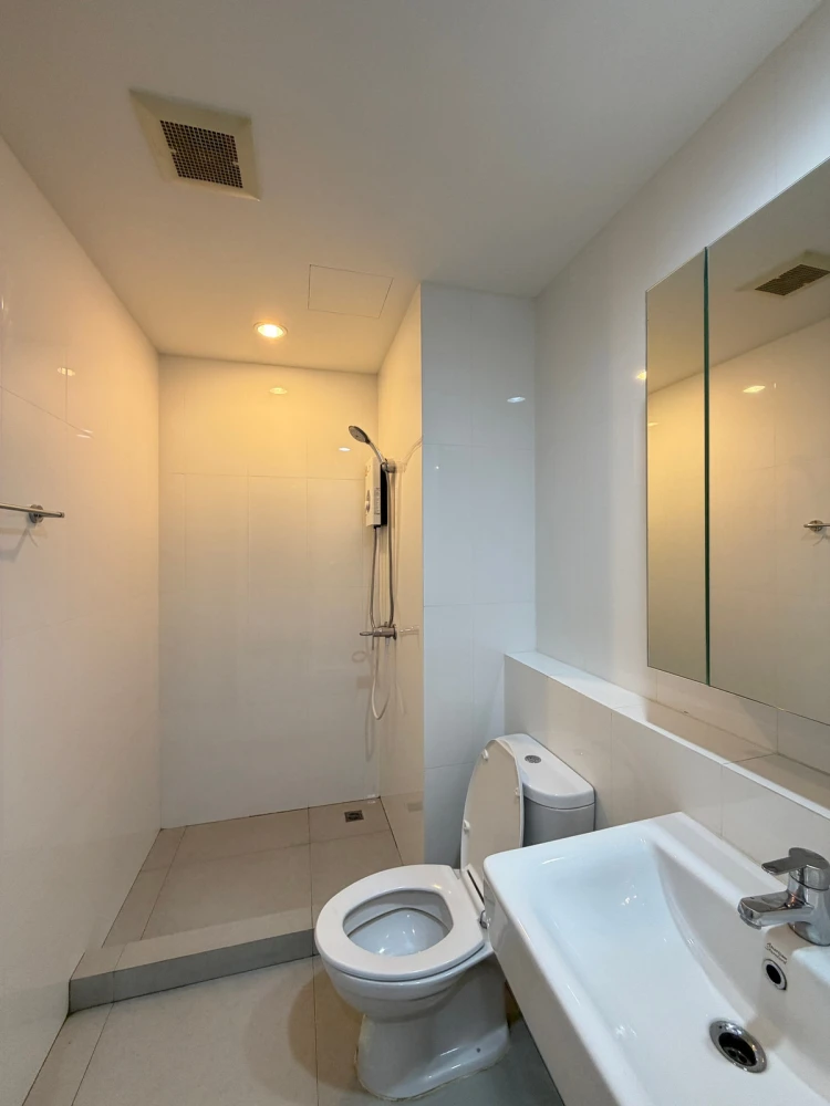 For rent: The Prodigy Phetkasem 62, 22nd floor, fully furnished, ready to move in. Interested? Reserve now! Urgent!