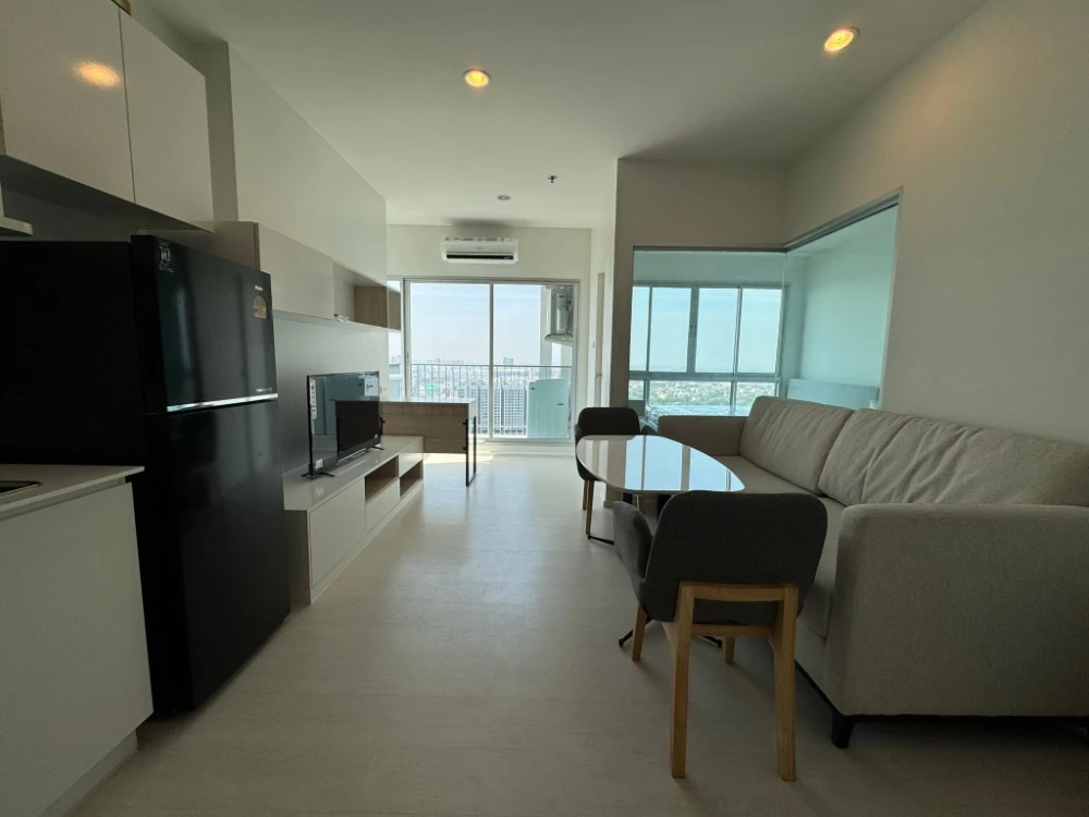 For rent: The Prodigy Phetkasem 62, 29th floor, spacious room, comfortable living, fully furnished, hurry and reserve now.