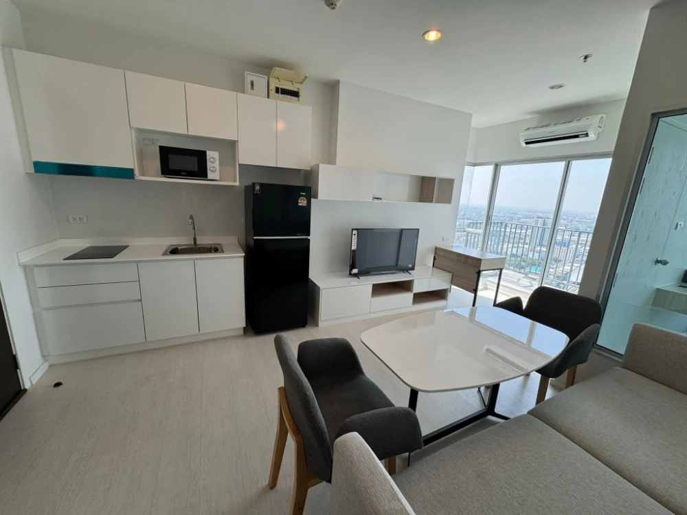 For rent: The Prodigy Phetkasem 62, 29th floor, spacious room, comfortable living, fully furnished, hurry and reserve now.