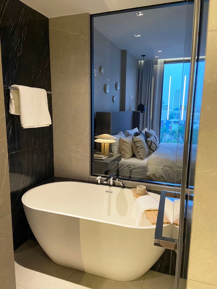For rent: The Reserve 61 Hideaway, 7th floor, beautiful view, luxuriously decorated, comfortable to live in. If you don't reserve, you'll miss out!