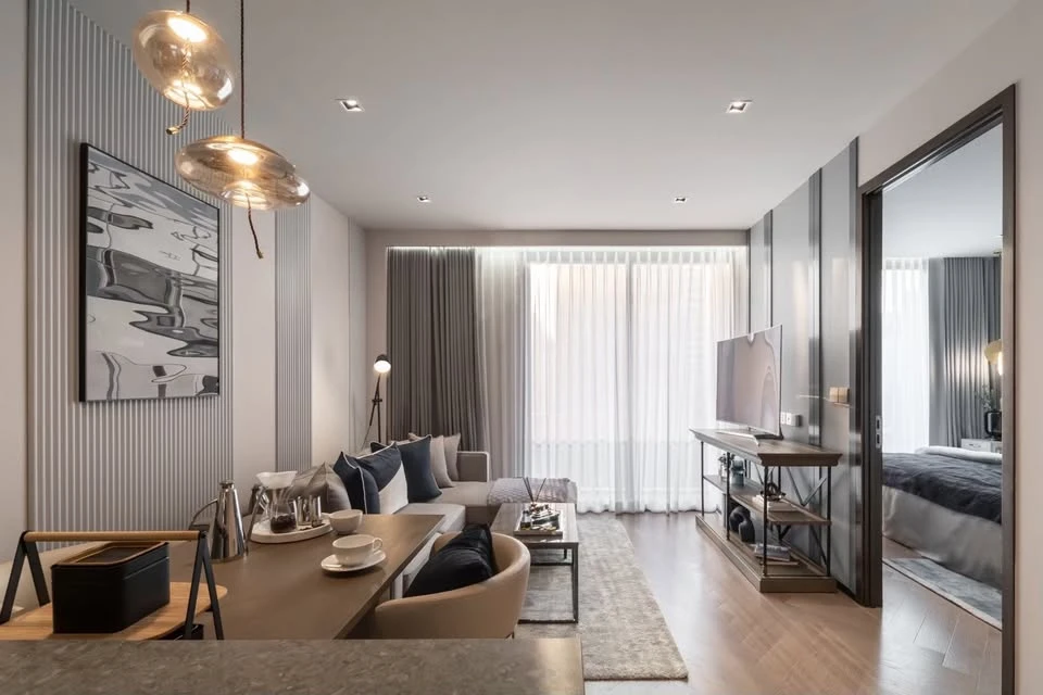 For rent: The Reserve 61 Hideaway, 7th floor. Nice, fully furnished unit. Book now! Don't miss out!