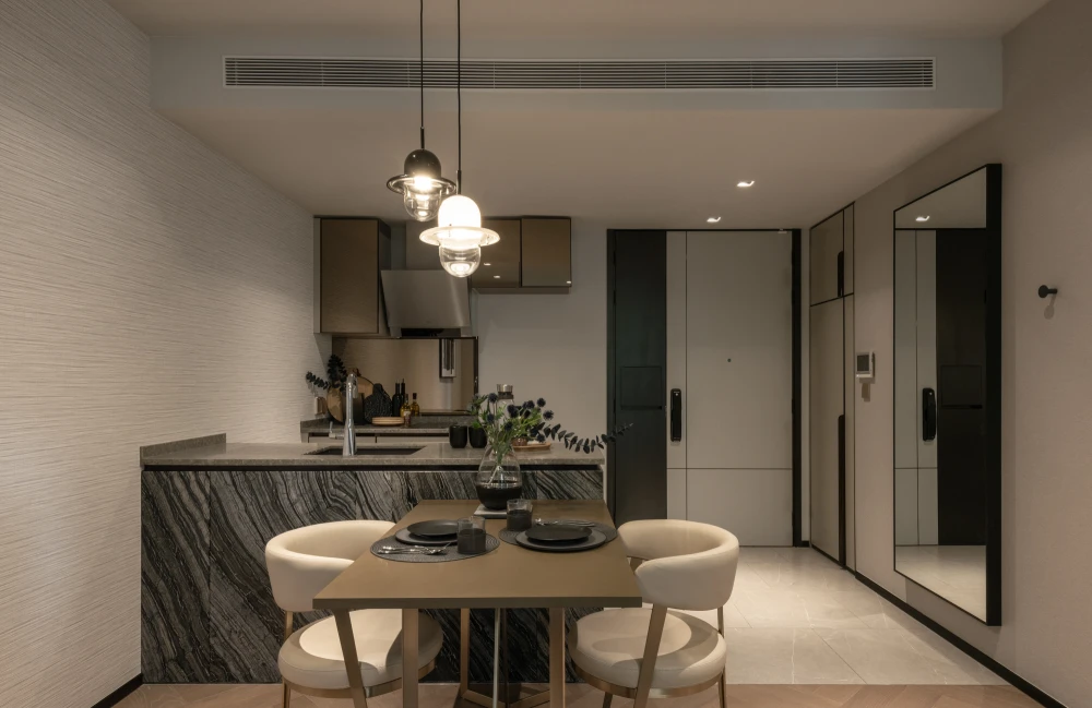 For rent: The Reserve 61 Hideaway, beautifully decorated room, complete facilities, book now, don't miss out.