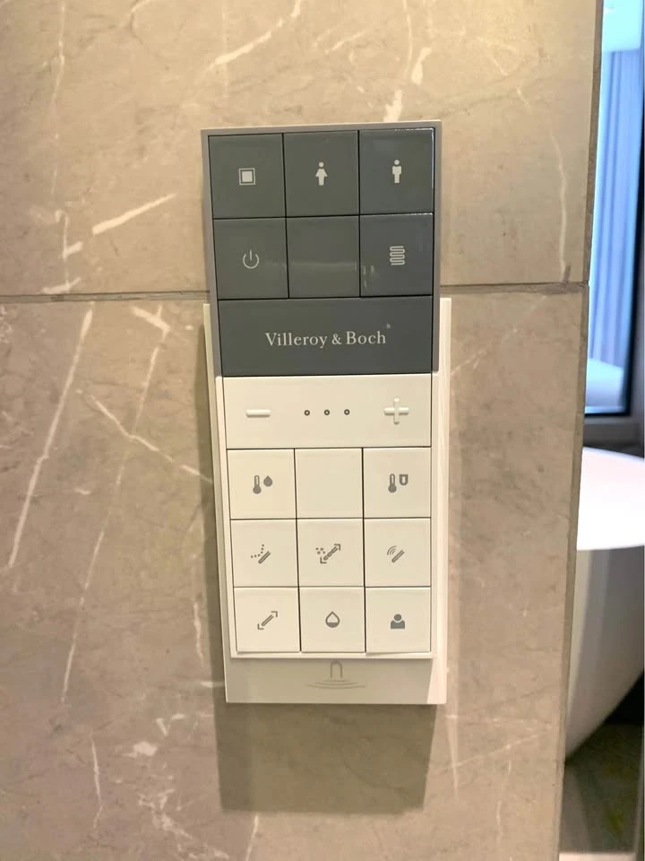 For rent: The Reserve 61 Hideaway, very large room with a long balcony along the width of the room, giving a 5-star resort-like hideaway atmosphere.