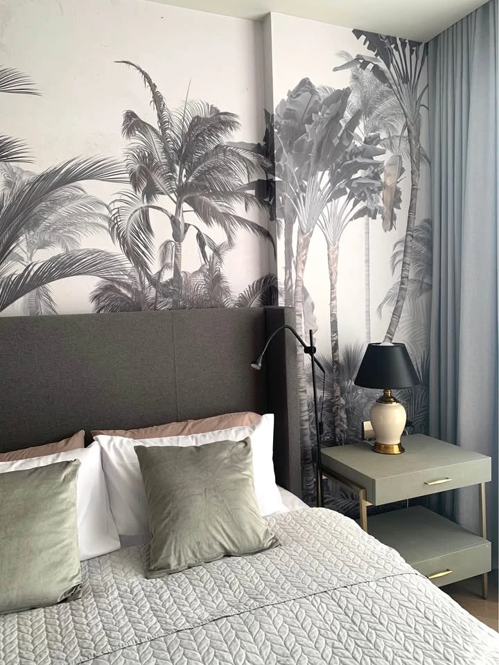 For rent: The Reserve 61 Hideaway, very large room with a long balcony along the width of the room, giving a 5-star resort-like hideaway atmosphere.
