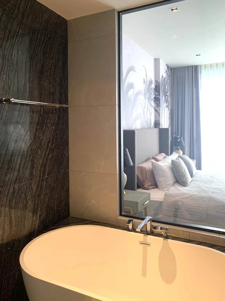 For rent: The Reserve 61 Hideaway, very large room with a long balcony along the width of the room, giving a 5-star resort-like hideaway atmosphere.
