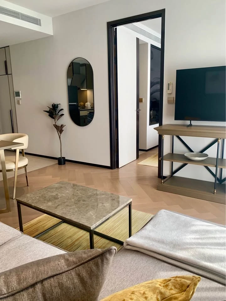 For rent: The Reserve 61 Hideaway, very large room with a long balcony along the width of the room, giving a 5-star resort-like hideaway atmosphere.