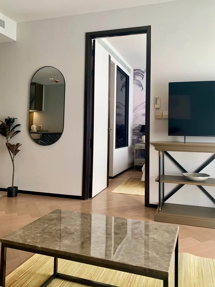 For rent: The Reserve 61 Hideaway, very large room with a long balcony along the width of the room, giving a 5-star resort-like hideaway atmosphere.