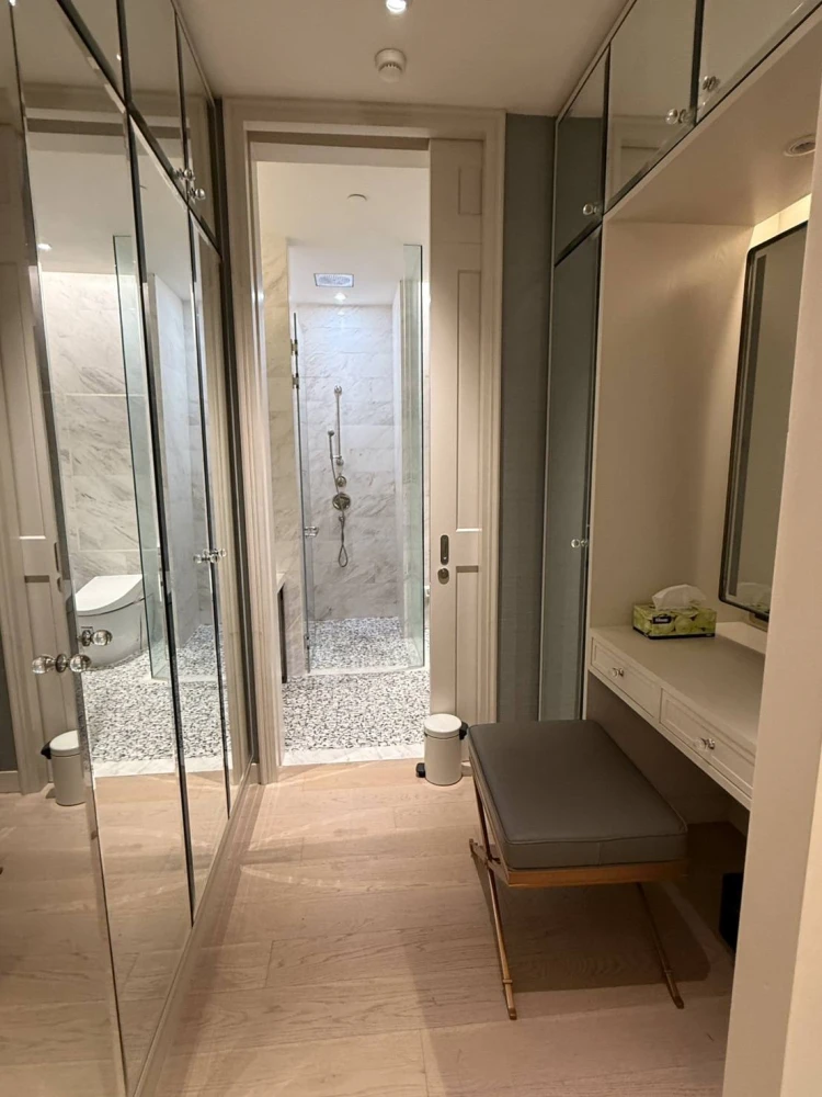For rent: The Residences at Mandarin Oriental, high floor, ready to move in, elegantly decorated, spacious and comfortable. Reserve now!
