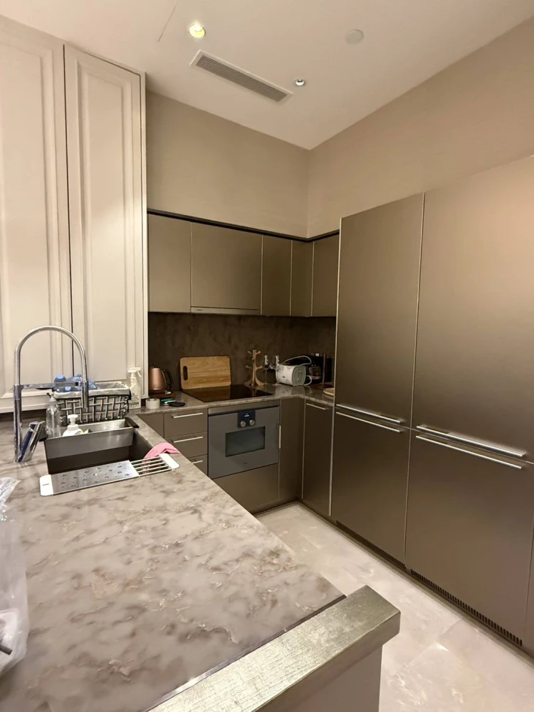 For rent: The Residences at Mandarin Oriental, high floor, ready to move in, elegantly decorated, spacious and comfortable. Reserve now!