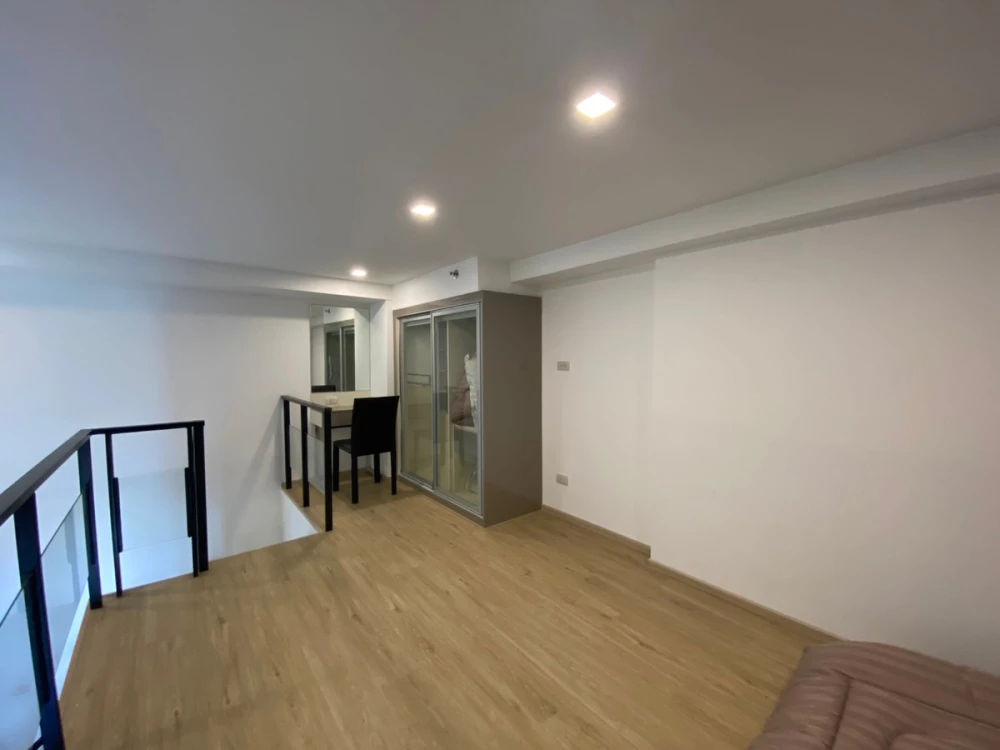 For rent: The Rich Rama 9-Srinakarin, high floor, beautiful view, fully furnished. Book now! (Urgent!)