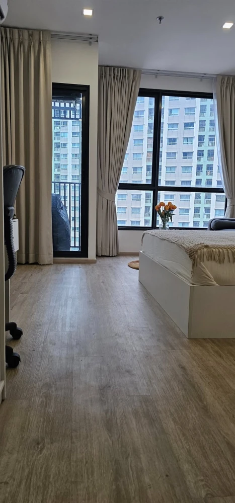 For rent: The Rich Rama 9-Srinakarin, 14th floor room, complete with electrical appliances and furniture. This type must be reserved.