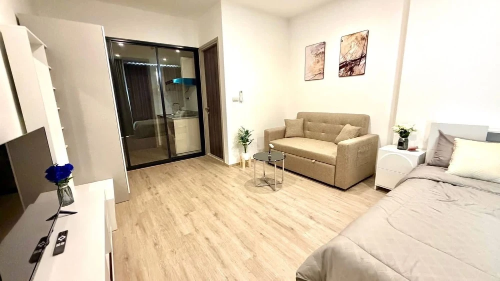 For rent: The Rich Rama 9-Srinakarin, high floor unit, fully furnished. Book now before it's too late!+++