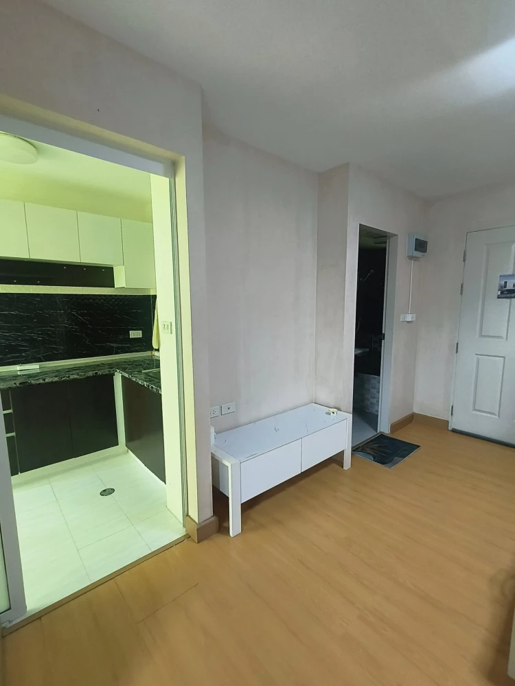 For rent: The Rise B, 1 bedroom, 1 bathroom, 3rd floor, good location, fully furnished, reserve now!