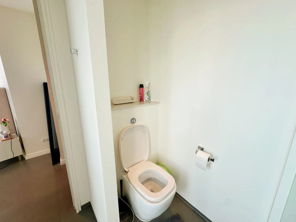 For rent: The River, spacious room, very comfortable, north-facing, fully furnished and equipped with appliances, ready to use.