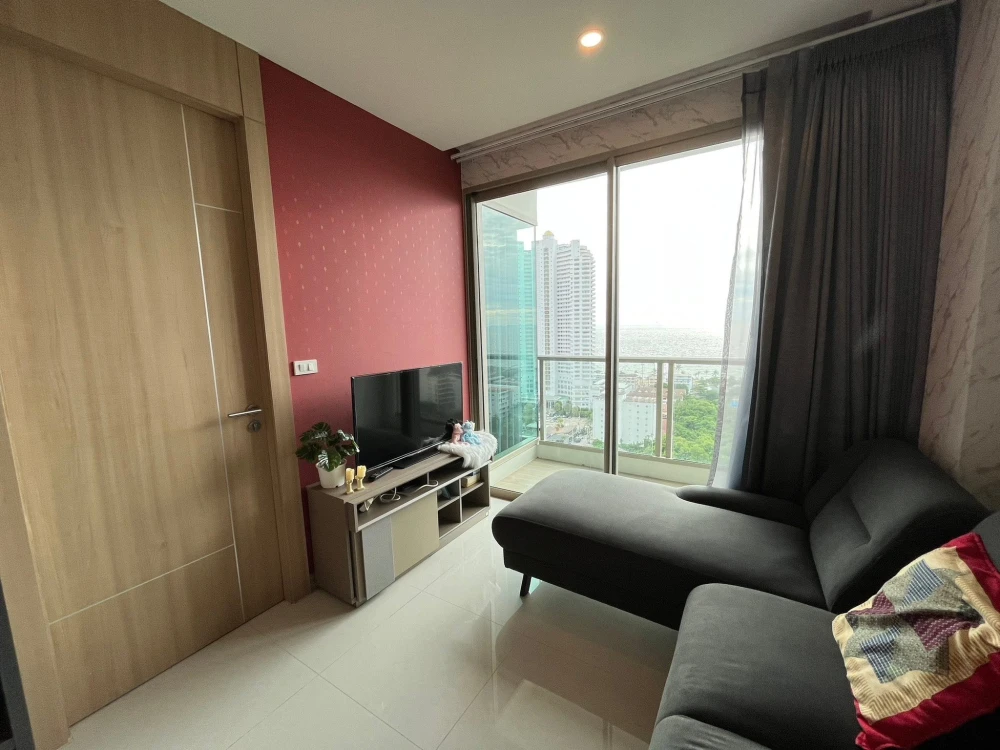 For rent: The Riviera Jomtien Pattaya, 22nd floor, sea view, fully furnished, nice to live in, reserve now.