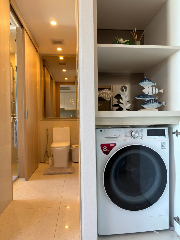 For rent: The Riviera Jomtien Pattaya, 30th floor, fully furnished, very comfortable. Book now, don't miss out!