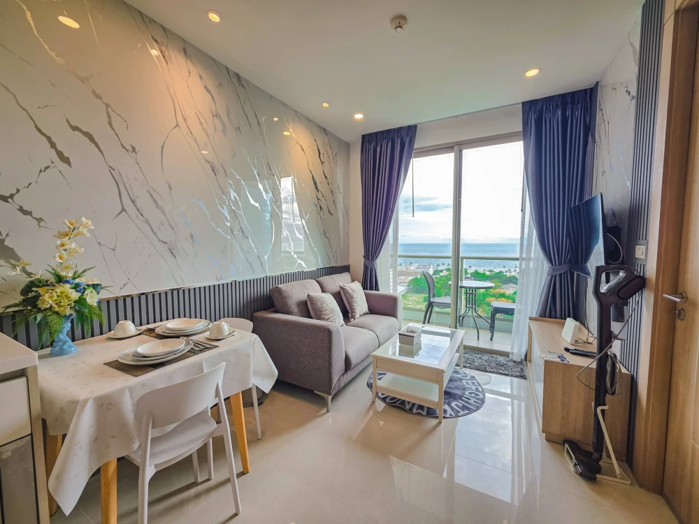 The Riviera Jomtien Pattaya Size 35 sqm 16 floor Seaview full furnished.