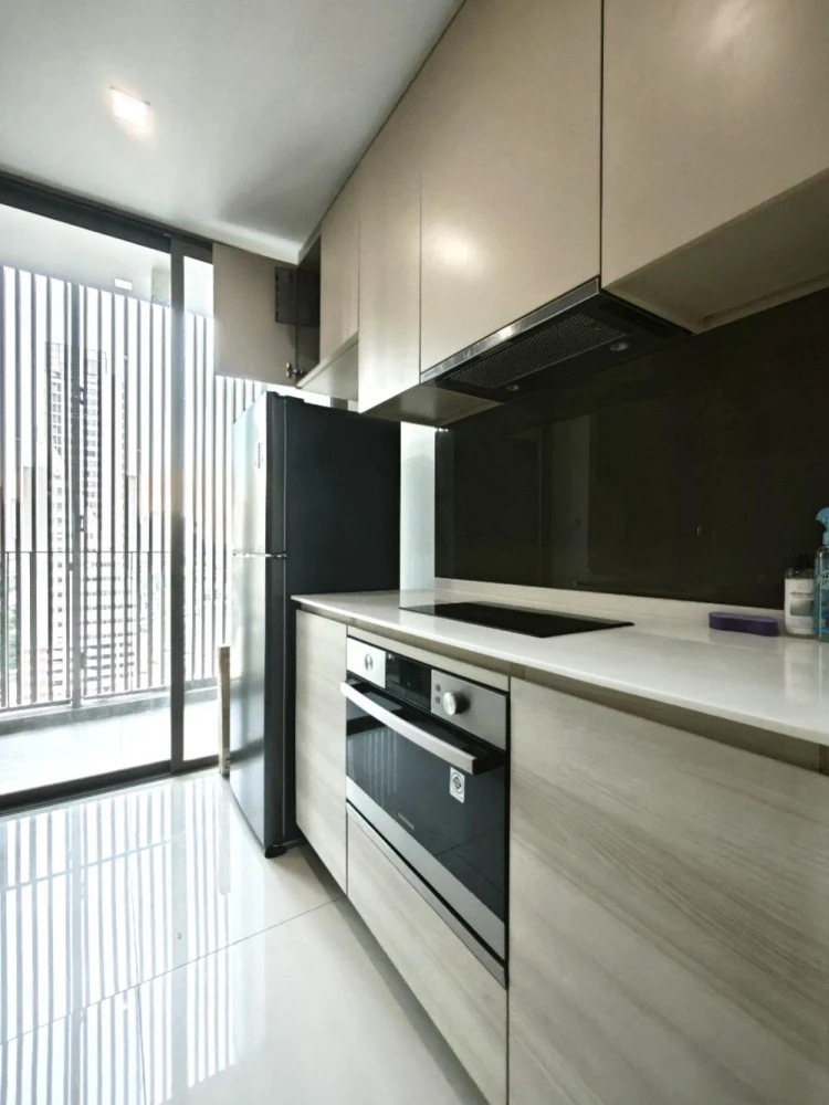 For rent: The Room BTS Wongwianyai, fully furnished, nice room, reserve now, hurry!
