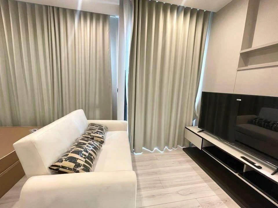 For rent: The Room Phayathai, 17th floor, 29 sq m. Fully furnished. Don't miss out!